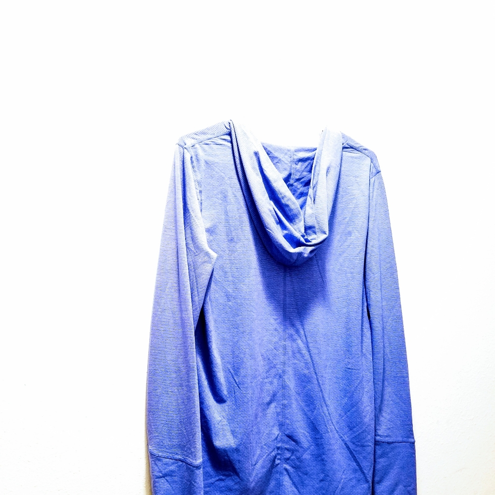 Manduka Womens size large purple yoga hoodie - Picture 2 of 3